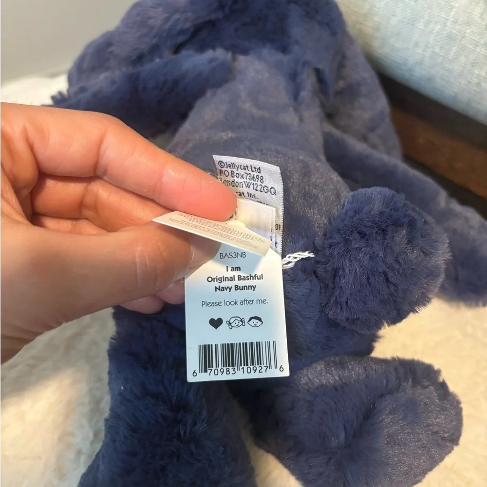Jellycat Bashful Navy Blue Bunny - Picture 4 of 4